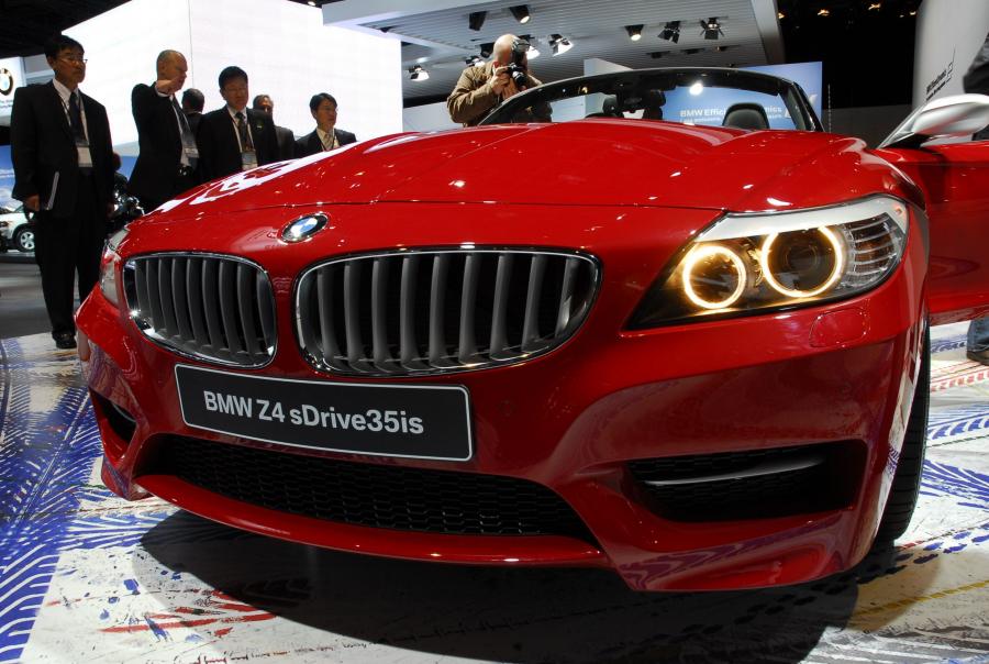  BMW Z4 sDrive 3.5is 2010 года  (фото 38 из 62)